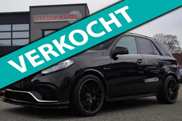Mercedes-Benz Benz (2016) thumbnail 1