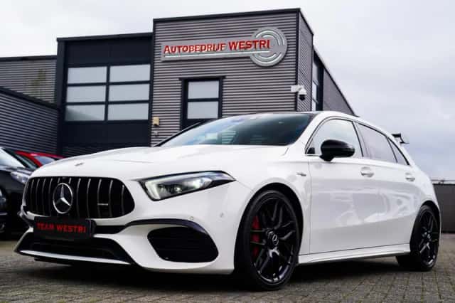 Mercedes-Benz Benz (2021) thumbnail 1