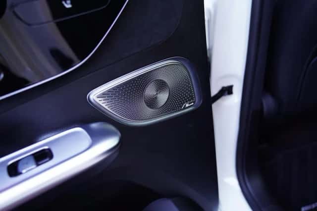Mercedes-Benz Benz (2023) thumbnail 6
