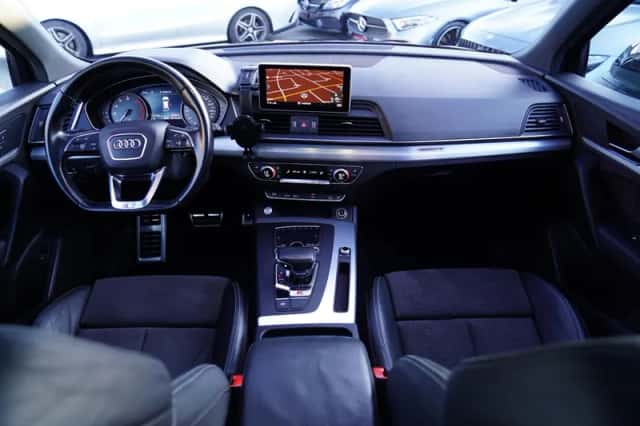 Audi Q5 (2017) thumbnail 3