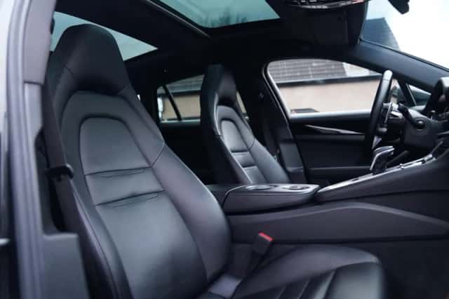 Porsche Panamera (2018) thumbnail 6