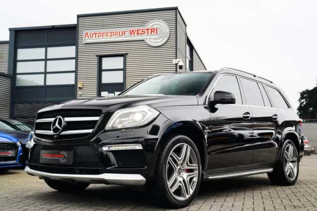 Mercedes-Benz Benz (2013) thumbnail 1
