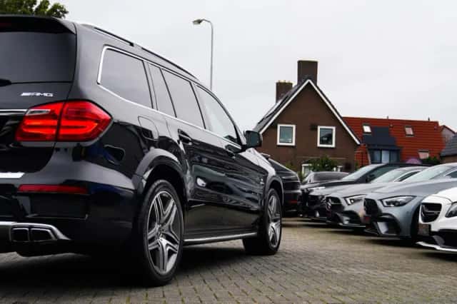 Mercedes-Benz Benz (2013) thumbnail 2
