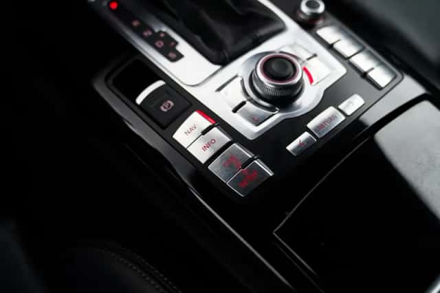 Audi RS6 (2009) thumbnail 4