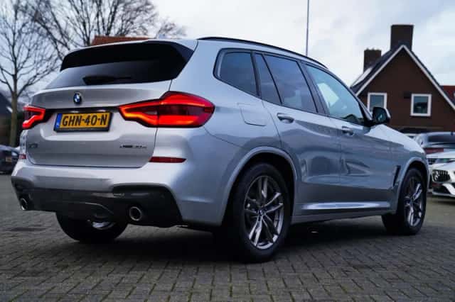 BMW X3 (2021) thumbnail 2