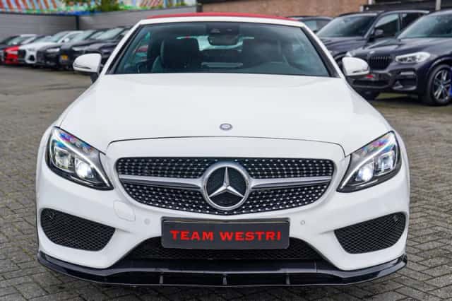 Mercedes-Benz Benz (2017) thumbnail 5