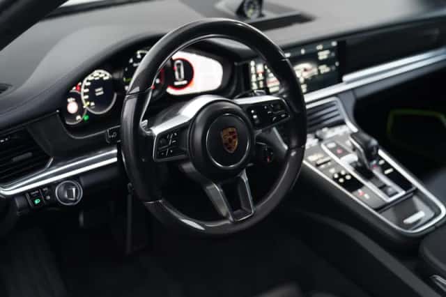 Porsche Panamera (2017) thumbnail 5