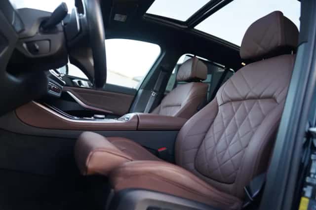 BMW X5 (2023) thumbnail 4