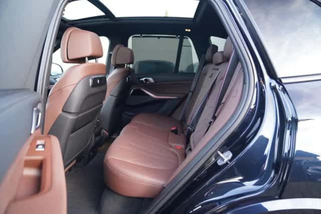 BMW X5 (2023) thumbnail 5