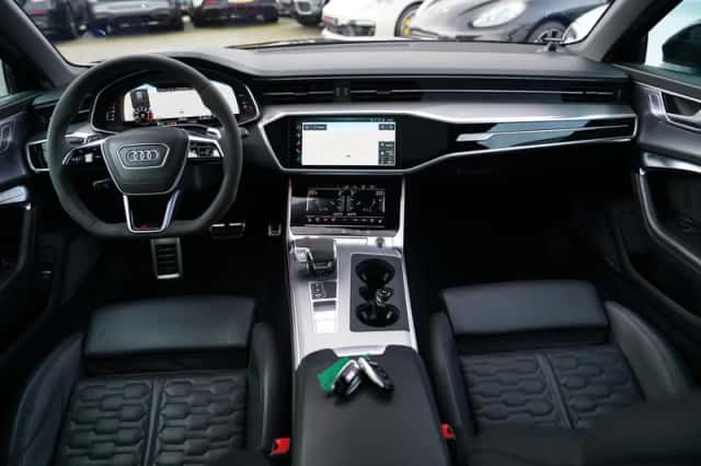 Audi RS6 (2020) thumbnail 3
