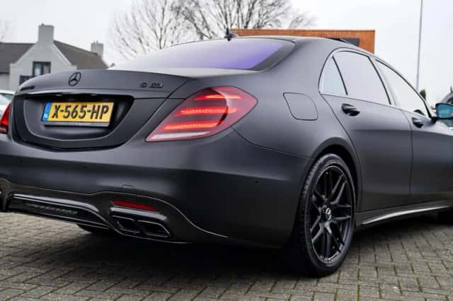 Mercedes-Benz Benz (2020) thumbnail 2