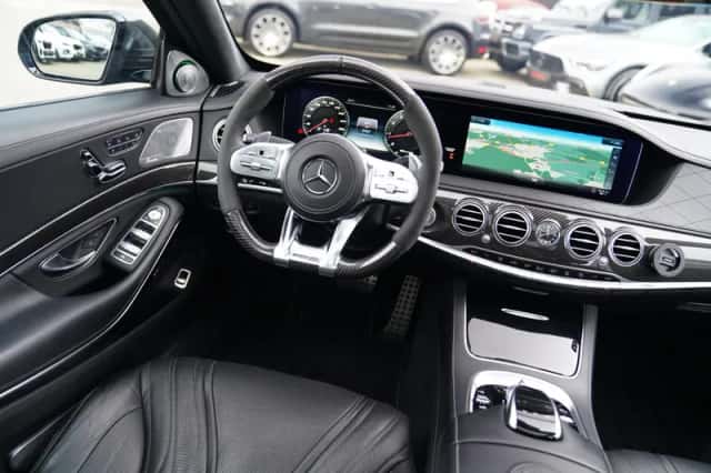 Mercedes-Benz Benz (2020) thumbnail 6