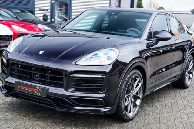 Porsche Cayenne (2020) thumbnail 4