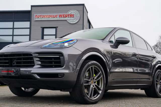 Porsche Cayenne (2020) thumbnail 1