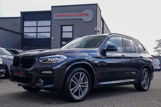 BMW X3 (2018) thumbnail 1