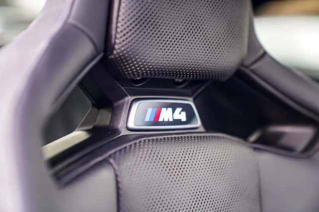 BMW M4 (2021) thumbnail 4