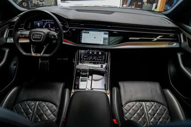 Audi SQ8 (2020) thumbnail 4