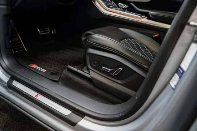 Audi SQ8 (2020) thumbnail 6