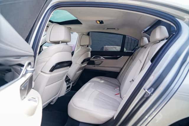 BMW 7 (2019) thumbnail 4