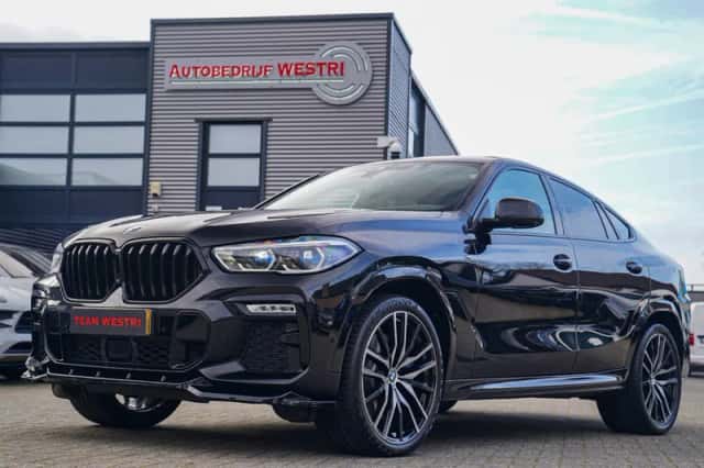 BMW X6 (2021) thumbnail 1