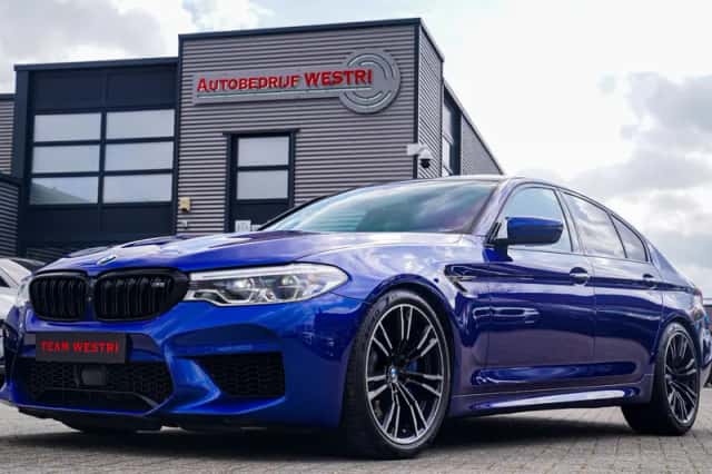 BMW M5 (2018) thumbnail 1