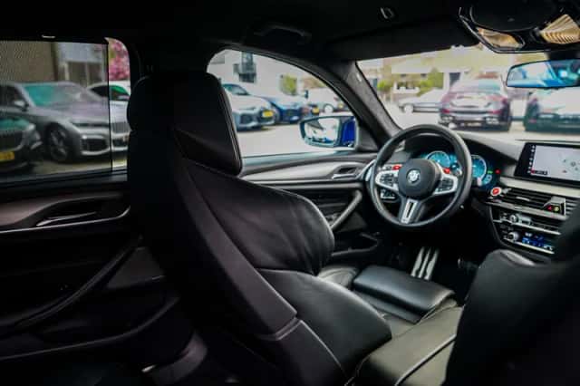 BMW M5 (2018) thumbnail 5