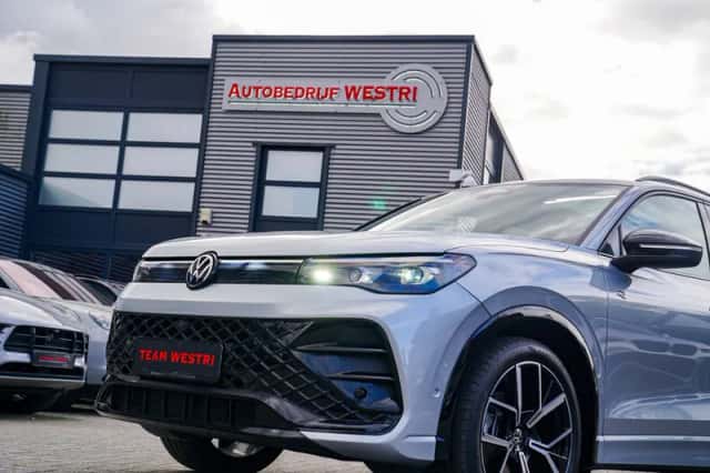 Volkswagen Tiguan (2025) thumbnail 4
