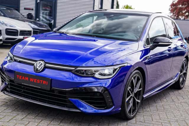 Volkswagen Golf (2024) thumbnail 4