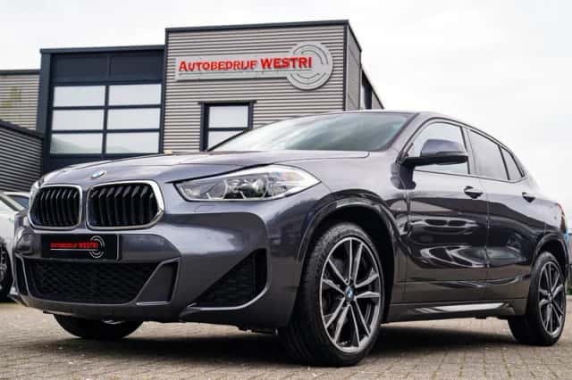 BMW X2 (2021) thumbnail 1