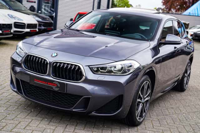 BMW X2 (2021) thumbnail 5