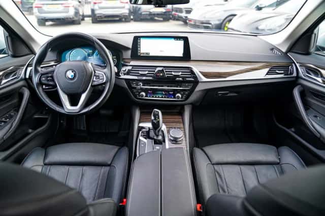 BMW 5-Serie (2018) thumbnail 2