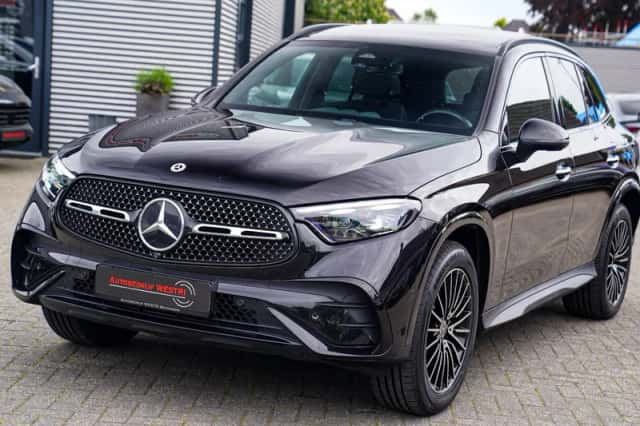 Mercedes-Benz Benz (2023) thumbnail 5
