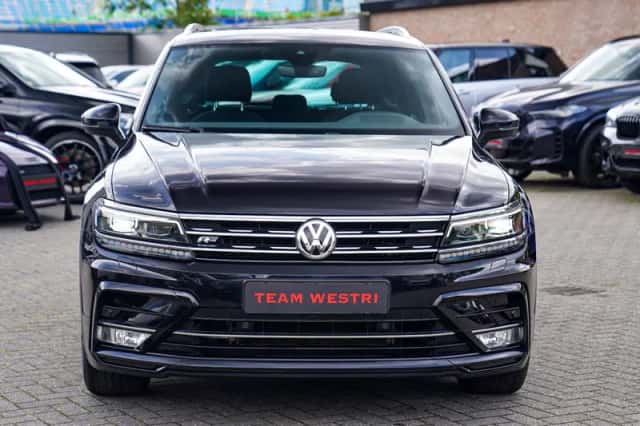 Volkswagen Tiguan (2016) thumbnail 6