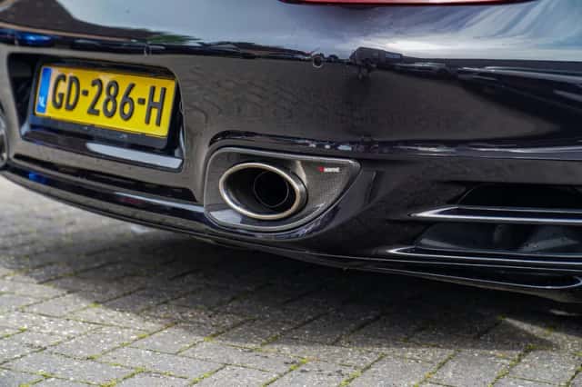 Porsche 911 (2010) thumbnail 6