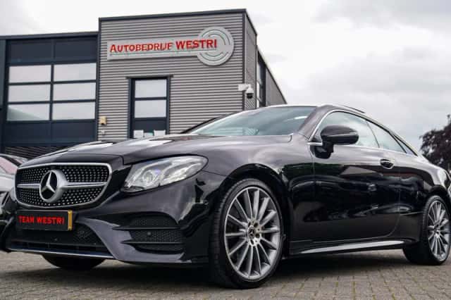 Mercedes-Benz Benz (2019) thumbnail 1
