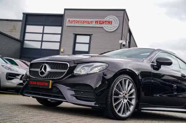 Mercedes-Benz Benz (2019) thumbnail 4