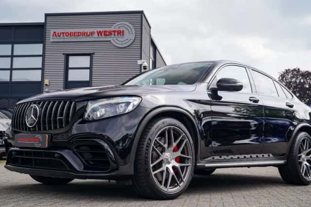 Mercedes-Benz Benz (2018) thumbnail 1