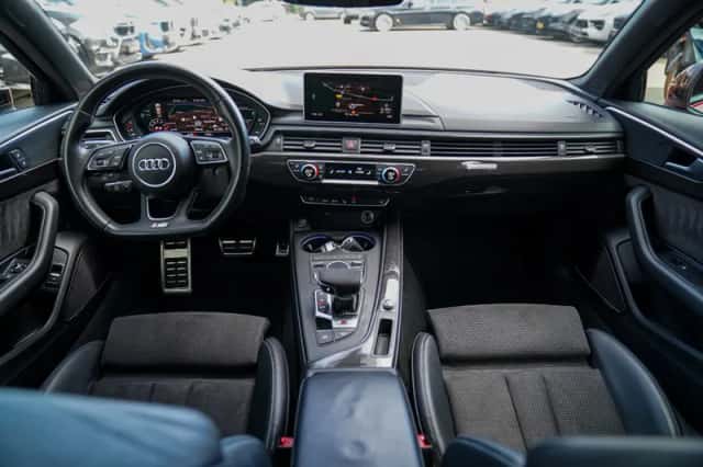 Audi S4 (2018) thumbnail 3