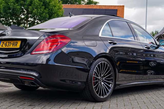 Mercedes-Benz Benz (2013) thumbnail 2