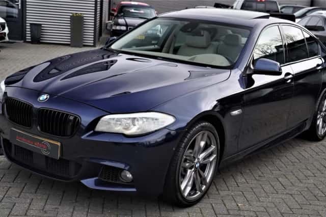 BMW 5-Serie (2011) thumbnail 2