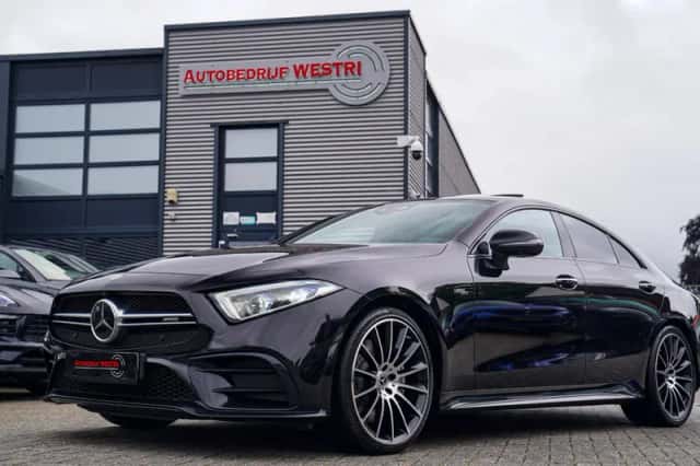 Mercedes-Benz Benz (2019) thumbnail 1