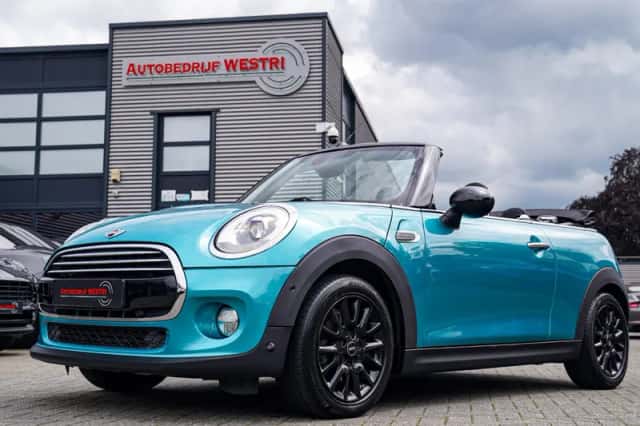 MINI Cooper (2017) thumbnail 1