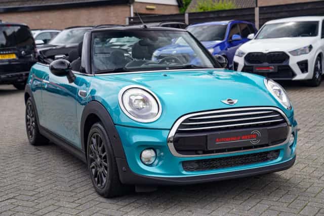 MINI Cooper (2017) thumbnail 5