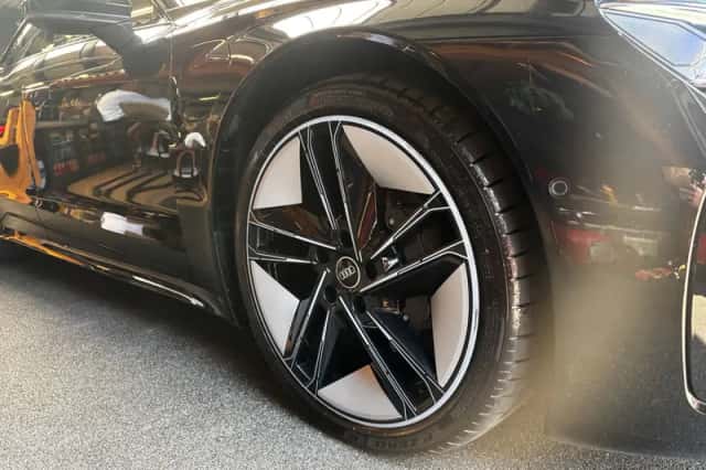 Audi E (2021) thumbnail 2