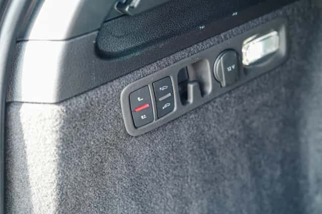 Audi Q7 (2022) thumbnail 5