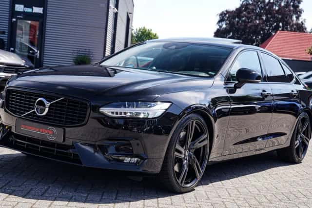 Volvo S90 (2018) thumbnail 3