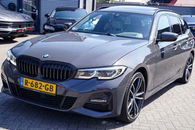 BMW 3-Serie (2021) thumbnail 3