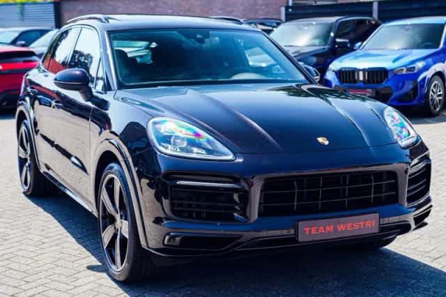 Porsche Cayenne (2020) thumbnail 5