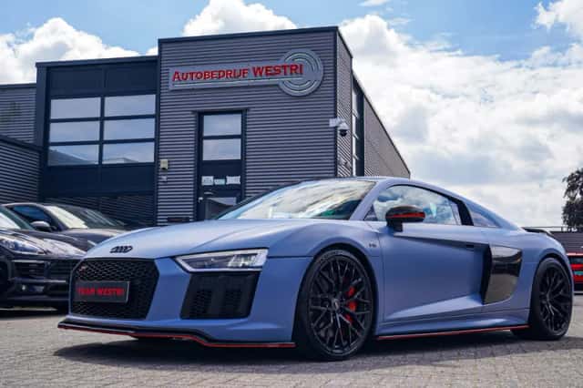 Audi R8 (2016) thumbnail 1