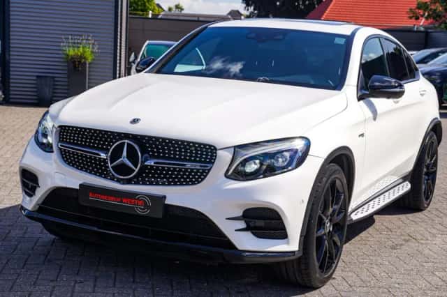 Mercedes-Benz Benz (2019) thumbnail 5